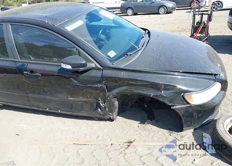 2008 Volvo S40 T5 z USA, uszkodzony, nr VIN YV1MS672982351036